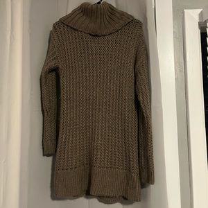 Dark beige/light brown sweater dress with collar